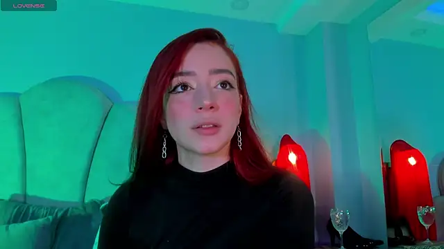 Snapshot of sweeet_peach chatting on October 17, 10:23 pm sweeet peach online show from October 17, 10:23 pm