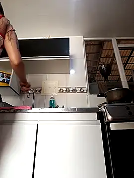 Bonny Klote online show from February 5, 1:16 pm