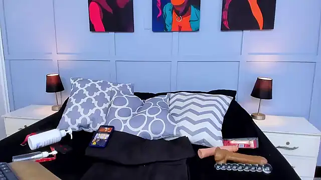 Elizabeth Santos online show from December 31, 7:53 am