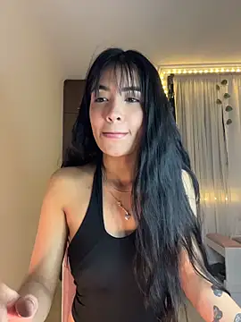 Snapshot of lina_pink chatting on February 22, 4:24 am lina pink online show from February 22, 4:24 am