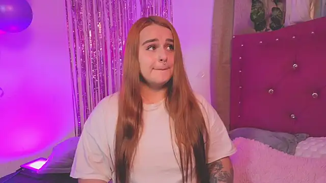 Snapshot of evy_orange1 chatting on September 13, 1:38 am evy orange1 online show from September 13, 1:38 am