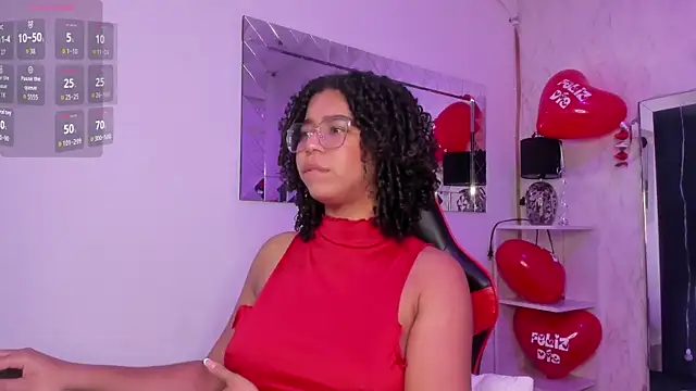 Snapshot of MilaHall_ chatting on February 17, 4:53 am MilaHall online show from February 17, 4:53 am