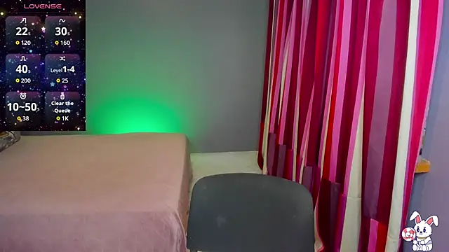 AnitaMays online show from November 11, 6:57 am