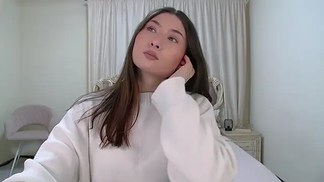 MonicaThompson online show from November 23, 7:24 pm