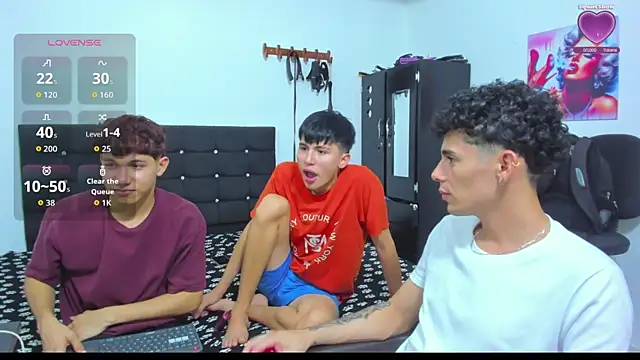 Alexander and Xiao online show from February 7, 7:50 pm