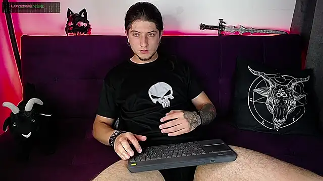 blckwolf 6 online show from February 24, 8:03 pm