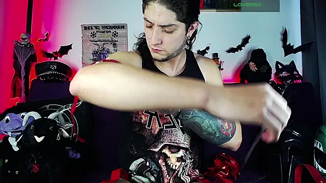 blckwolf 6 online show from October 11, 5:22 pm