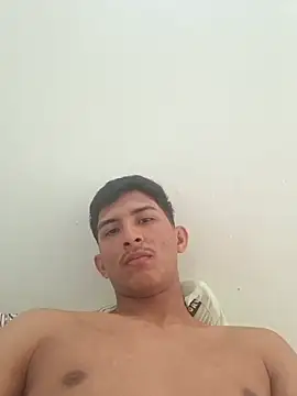 Snapshot of Guti_hazz chatting on November 29, 12:52 pm Guti hazz online show from November 29, 12:52 pm