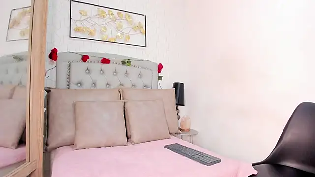 Snapshot of Katalella_murillo chatting on February 28, 3:26 am Katalella murillo online show from February 28, 3:26 am