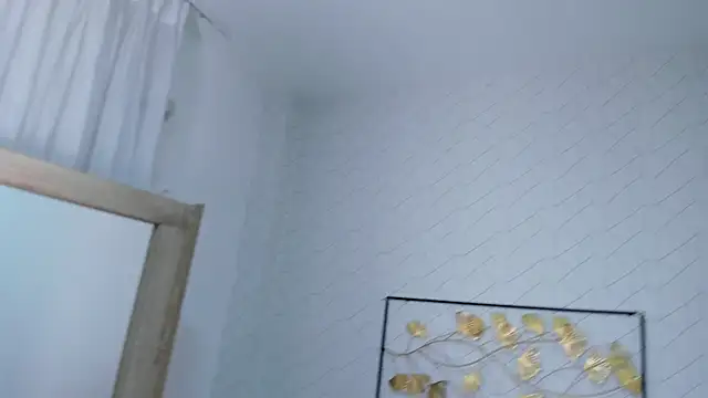 Snapshot of Katalella_murillo chatting on March 19, 9:49 am Katalella murillo online show from March 19, 9:49 am