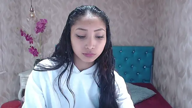 MadelineDoll online show from February 23, 4:02 pm