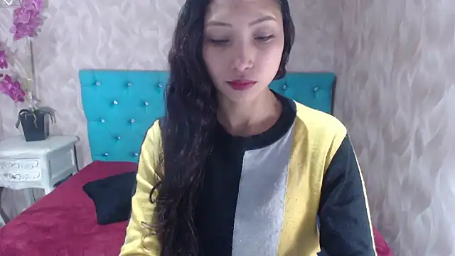 MadelineDoll online show from March 2, 1:16 pm