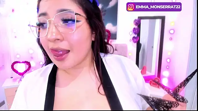 Snapshot of Emma_monserrat chatting on February 28, 7:15 am Emma monserrat online show from February 28, 7:15 am