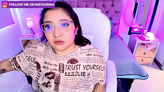 Emma monserrat online show from October 9, 7:34 pm