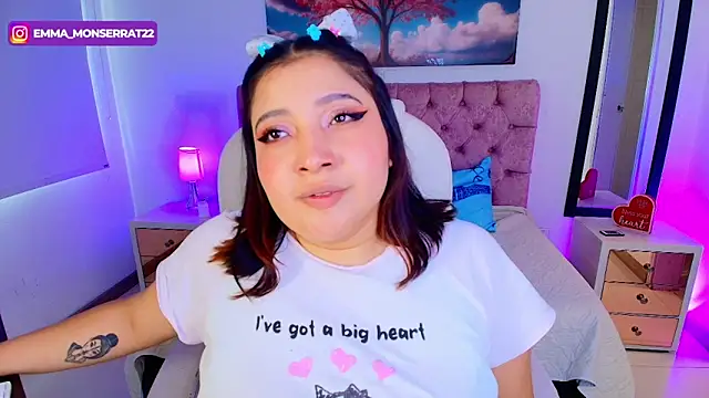 Emma monserrat online show from November 3, 6:20 pm