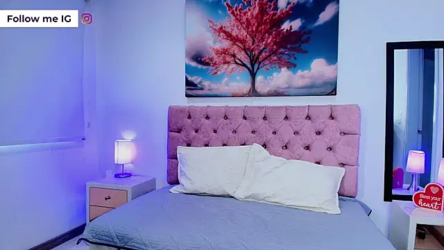 Snapshot of Emma_monserrat chatting on March 16, 7:29 pm Emma monserrat online show from March 16, 7:29 pm