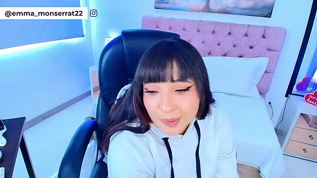 Snapshot of Emma_monserrat chatting on March 20, 8:14 pm Emma monserrat online show from March 20, 8:14 pm