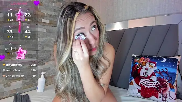 CAMILAGRAY online show from December 12, 9:51 am