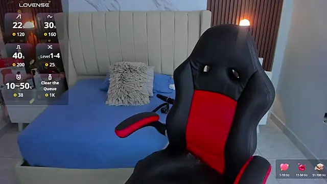 CAMILAGRAY online show from October 20, 1:00 pm