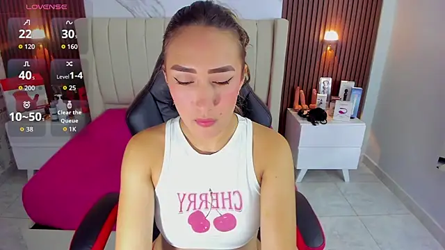 CAMILAGRAY online show from October 29, 12:51 pm