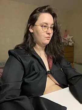 hungry1bunny online show from October 4, 2:48 pm