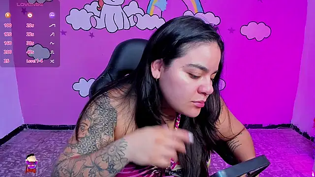 Sharon hils online show from February 22, 2:48 pm