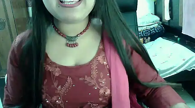 SweetGirlRani143 online show from January 24, 4:49 pm