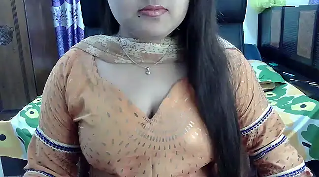 SweetGirlRani143 online show from March 19, 5:50 pm