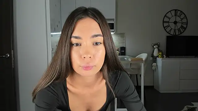 nilliluv online show from November 27, 3:47 pm