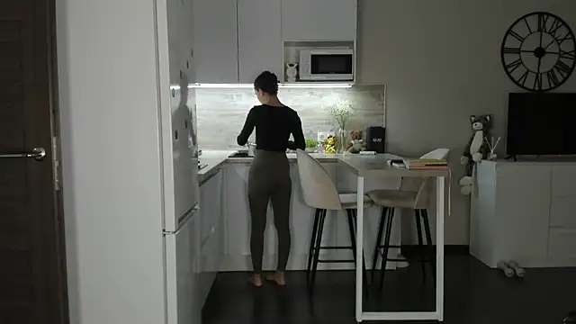 nilliluv online show from February 14, 2:52 am