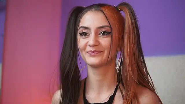 SabrinaHope online show from November 6, 6:31 pm