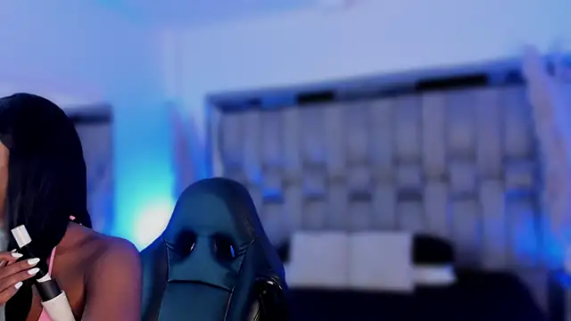 ChaynnaCooper online show from December 14, 9:08 pm