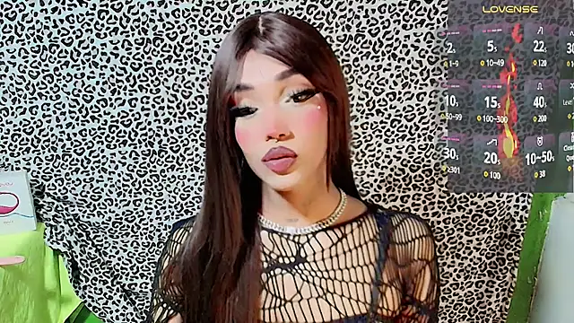 Snapshot of HELEM__S7 chatting on August 5, 6:05 am HELEM S7 online show from August 5, 6:05 am