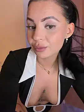 Snapshot of Lexy669 chatting on May 2, 9:58 am Lexy669 online show from May 2, 9:58 am