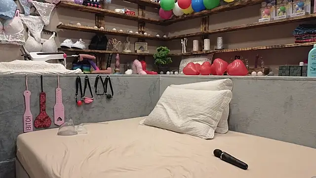 Snapshot of Kimberly-Caprice chatting on March 16, 5:14 am Kimberly-Caprice online show from March 16, 5:14 am
