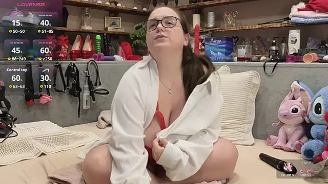 Kimberly-Caprice online show from November 19, 7:25 pm