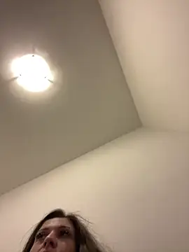 vienncica online show from December 2, 3:47 pm