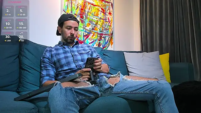 Snapshot of tommy_raym0ndg chatting on October 5, 11:46 pm tommy raym0ndg online show from October 5, 11:46 pm