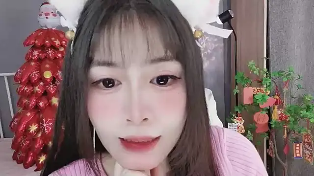 Snapshot of Nancy-Cindy chatting on February 4, 4:50 pm Nancy-Cindy online show from February 4, 4:50 pm