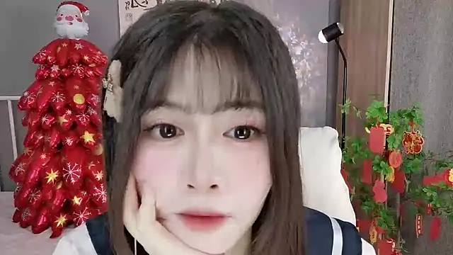 Snapshot of Nancy-Cindy chatting on February 6, 8:23 pm Nancy-Cindy online show from February 6, 8:23 pm