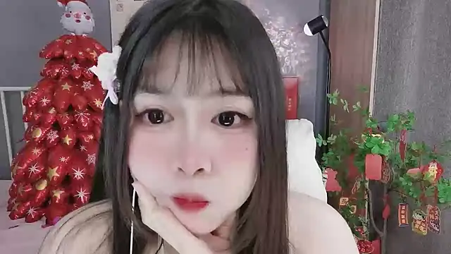 Snapshot of Nancy-Cindy chatting on February 14, 10:58 pm Nancy-Cindy online show from February 14, 10:58 pm