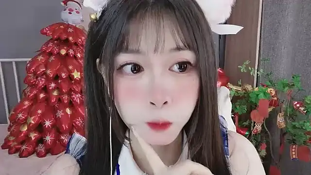 Snapshot of Nancy-Cindy chatting on February 19, 11:04 pm Nancy-Cindy online show from February 19, 11:04 pm