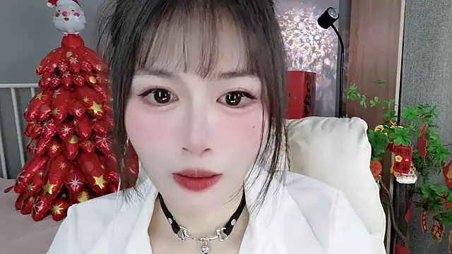 Snapshot of Nancy-Cindy chatting on February 27, 7:15 pm Nancy-Cindy online show from February 27, 7:15 pm