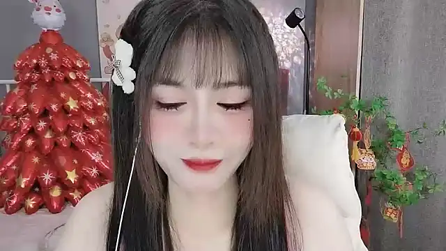 Snapshot of Nancy-Cindy chatting on February 28, 10:39 pm Nancy-Cindy online show from February 28, 10:39 pm