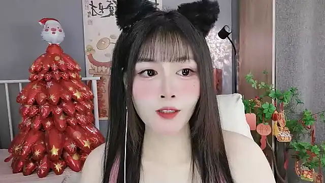 Snapshot of Nancy-Cindy chatting on March 2, 10:48 pm Nancy-Cindy online show from March 2, 10:48 pm