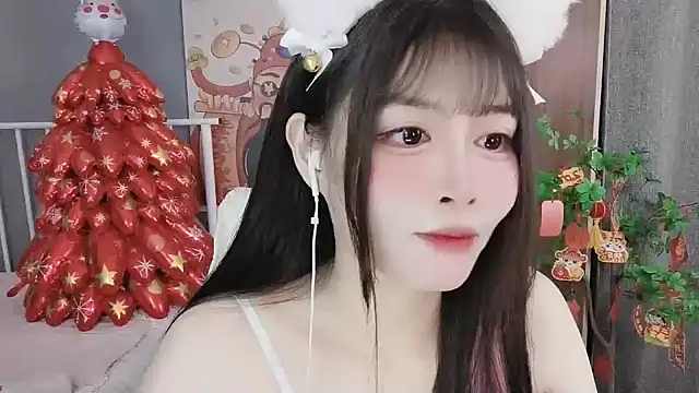Snapshot of Nancy-Cindy chatting on March 3, 7:39 pm Nancy-Cindy online show from March 3, 7:39 pm