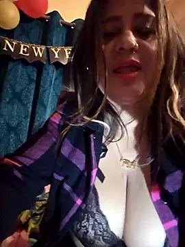 Hot Queen77 online show from January 10, 5:37 pm