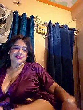 Hot Queen77 online show from March 7, 5:32 pm