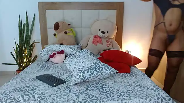 Snapshot of HELLEN_SWEET6 chatting on January 22, 1:10 am HELLEN SWEET6 online show from January 22, 1:10 am