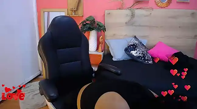 scarlet-foox online show from March 14, 12:18 pm